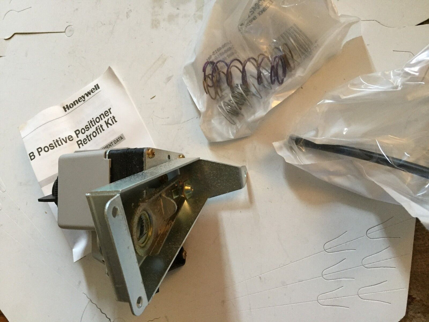 New Honeywell 14004138-001 Retorfit Kit Converts Mp953b To Mp953f ,Bc