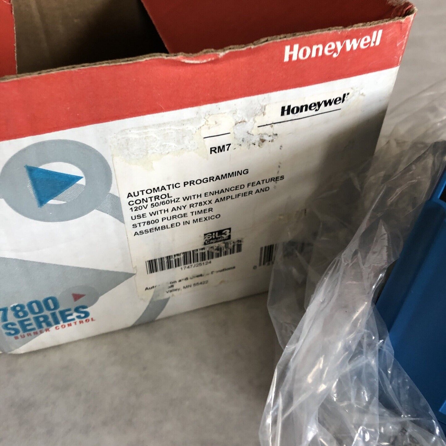 New Honeywell R7140m1007 Automatic Programming Burner Control Flame Safeguard,Df