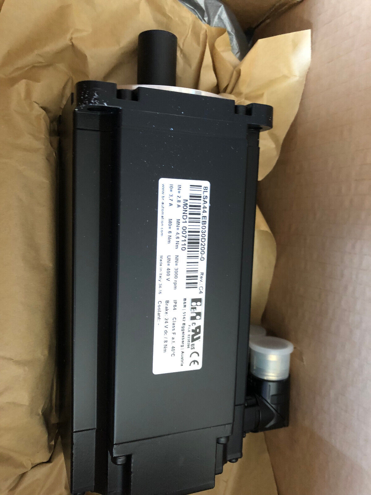New B&R 8Lsa44.Eb030d200-0 Synchronous Servo Motor,M0nd1,3000Rpm,400V,Aa