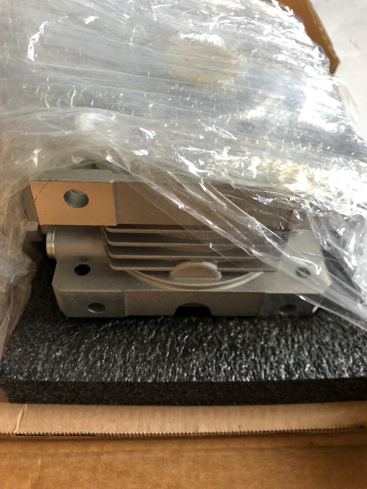 New Bonfiglioli W63u10p90b5b8 Gear Box,W 63 U 10 P90 B5 B8,Cod.2G20010653,Am