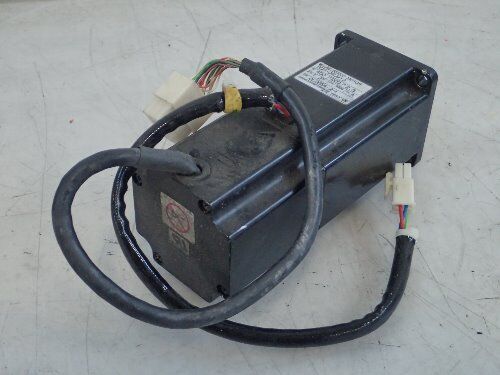 Yaskawa Electric Sgm-04Uw12 Ac Servo Motor,400W,200V,Rpm 3000, Sgm-O4uw12 ,Bi