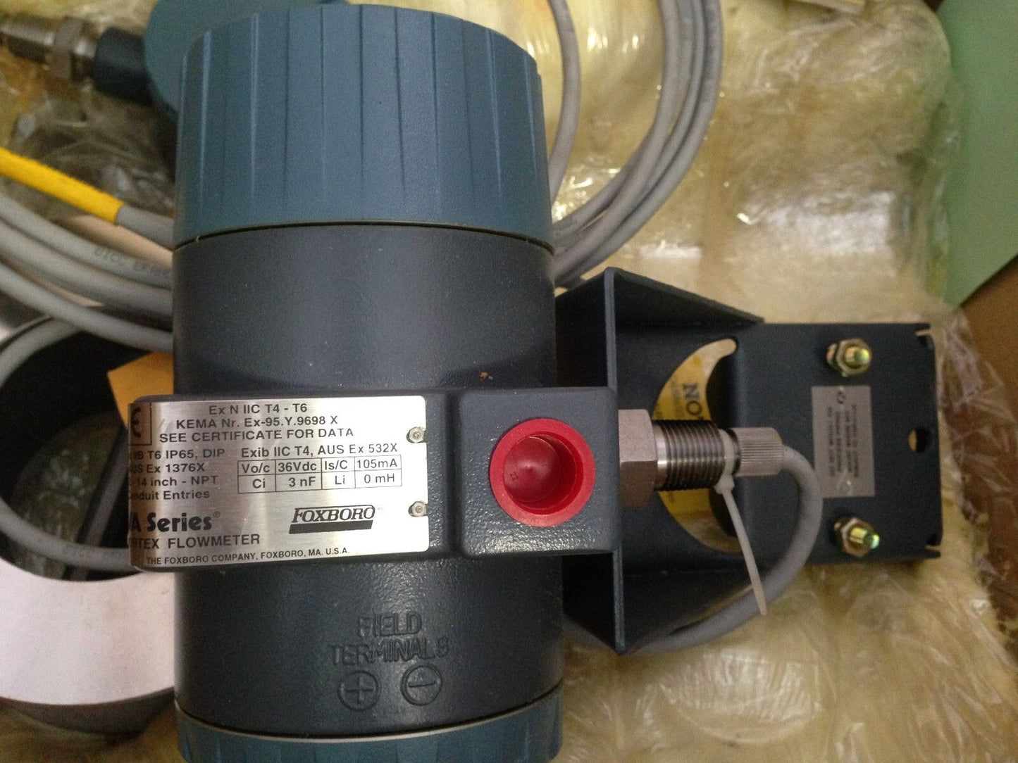 New Foxboro 83W-D04s1ssrja-B,83W-Do4s1ssrja-B,Flowmeter,Cfsm 00150975 12.5-4,Tj