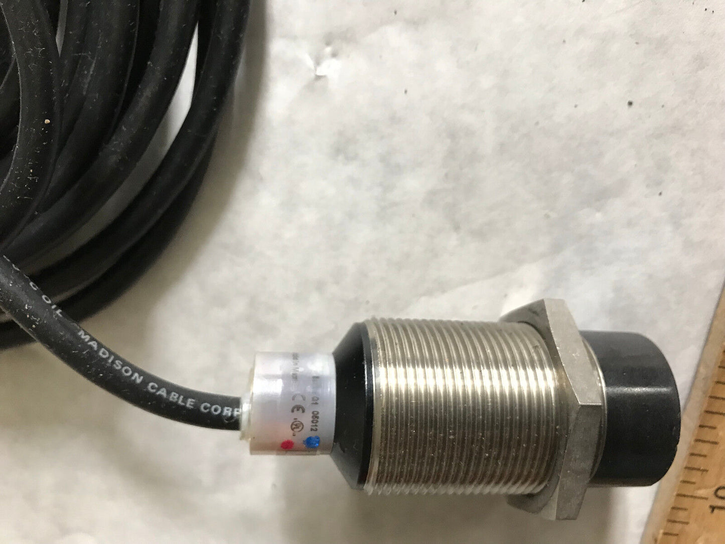 New Cutler-Hammer E57fal30t111 Eaton E57fal30t111 Proximity Sensor,Eo