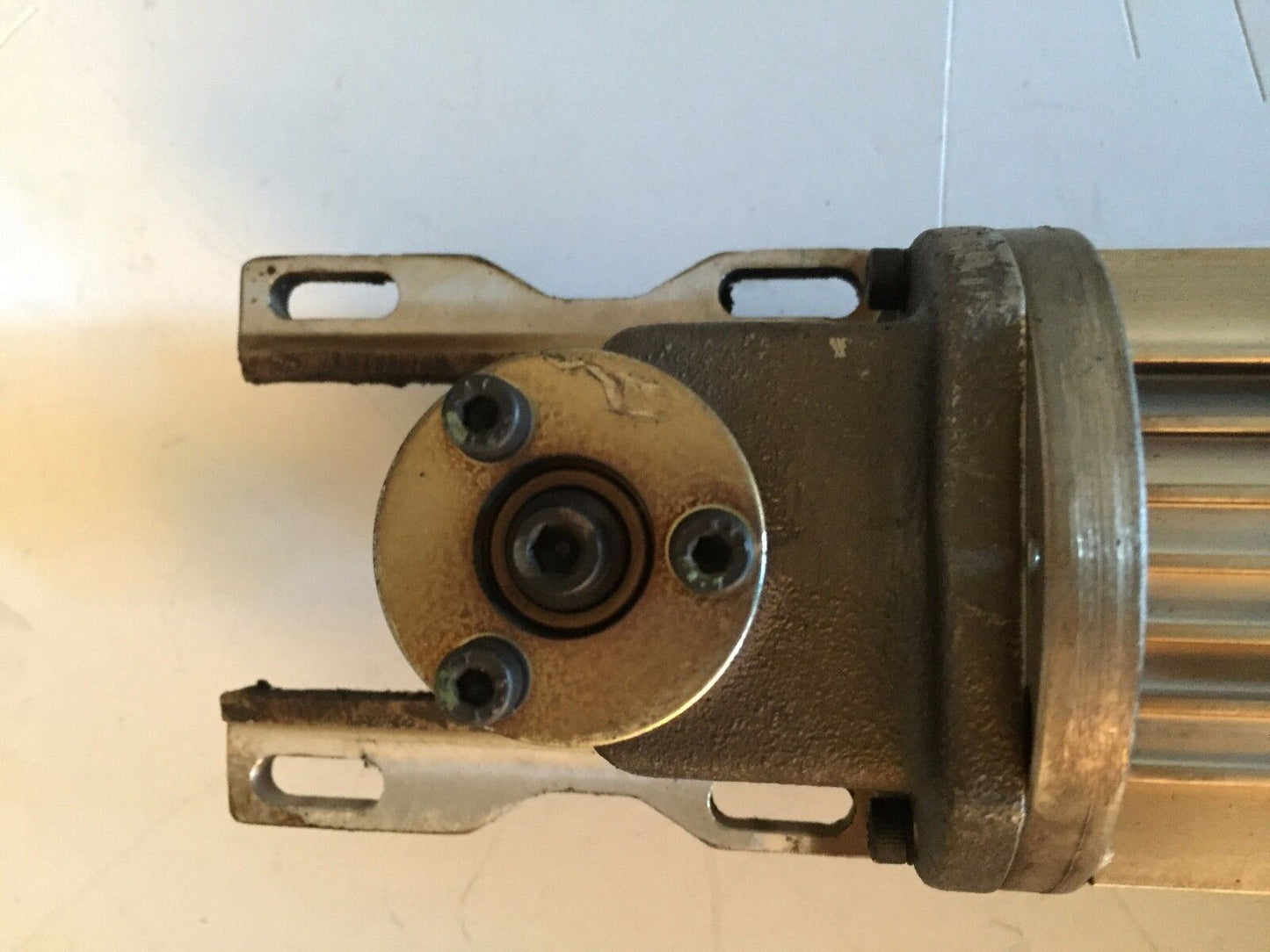Yaskawa Usarem-01Yr41,Utmah-B15as4kb,Usarem-Oiyr4i0.35 Ac Servo Motor,Cf
