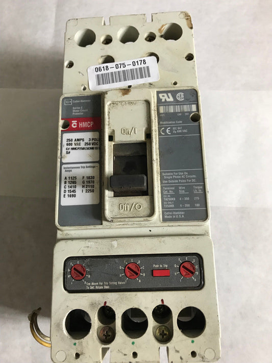 Lot 2 Cutler Hammer Hmcp250l5cm01s10 Circuit Breakers,250A,3Pole,600 Vac/25,Ta