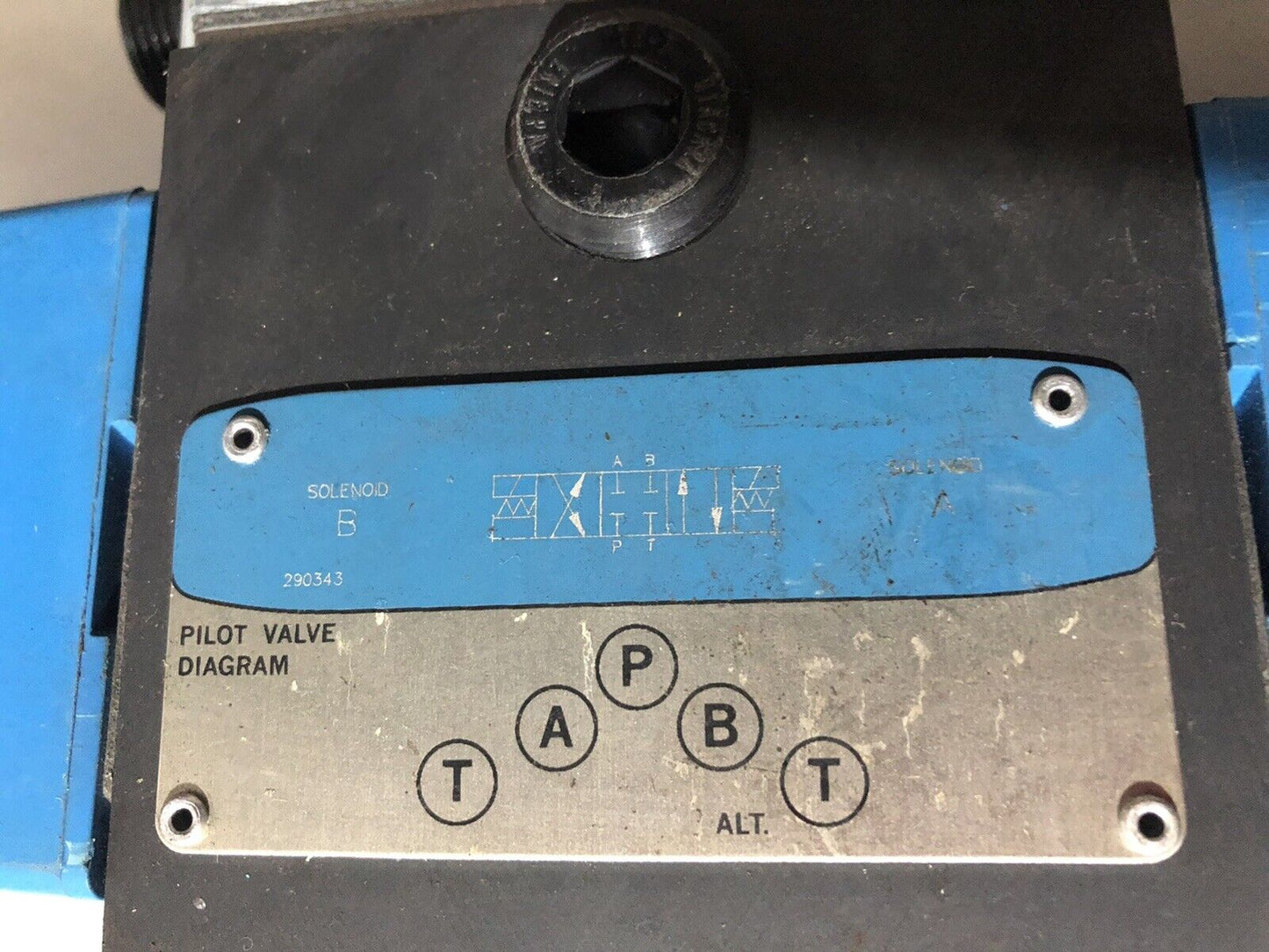 Vickers Pa5dg4s4lw-012C-H-60-S471 Hydraulic Pilot Valve,24 Vdc 868988 1.8A,Tn