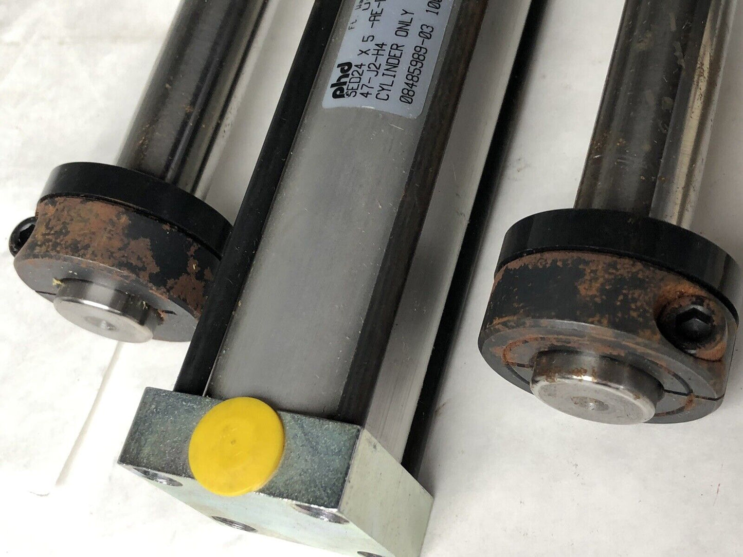 Phd Sed24x5-Ae-Br-E-H 47-J2 Sld&Cyl Pneumatic Slide Cylinder, Rodlok 63647-03,Da