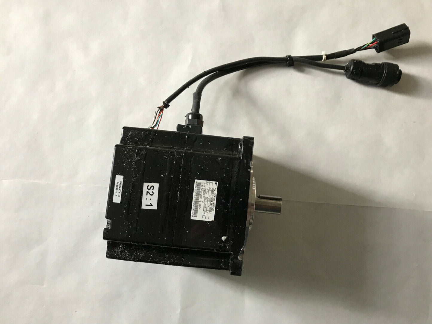 Yaskawa Sgmps-08A2e-Hg11 Ac Servo Motor,W-750,200V,5.4A,3000Rpm (Wire Damage),So