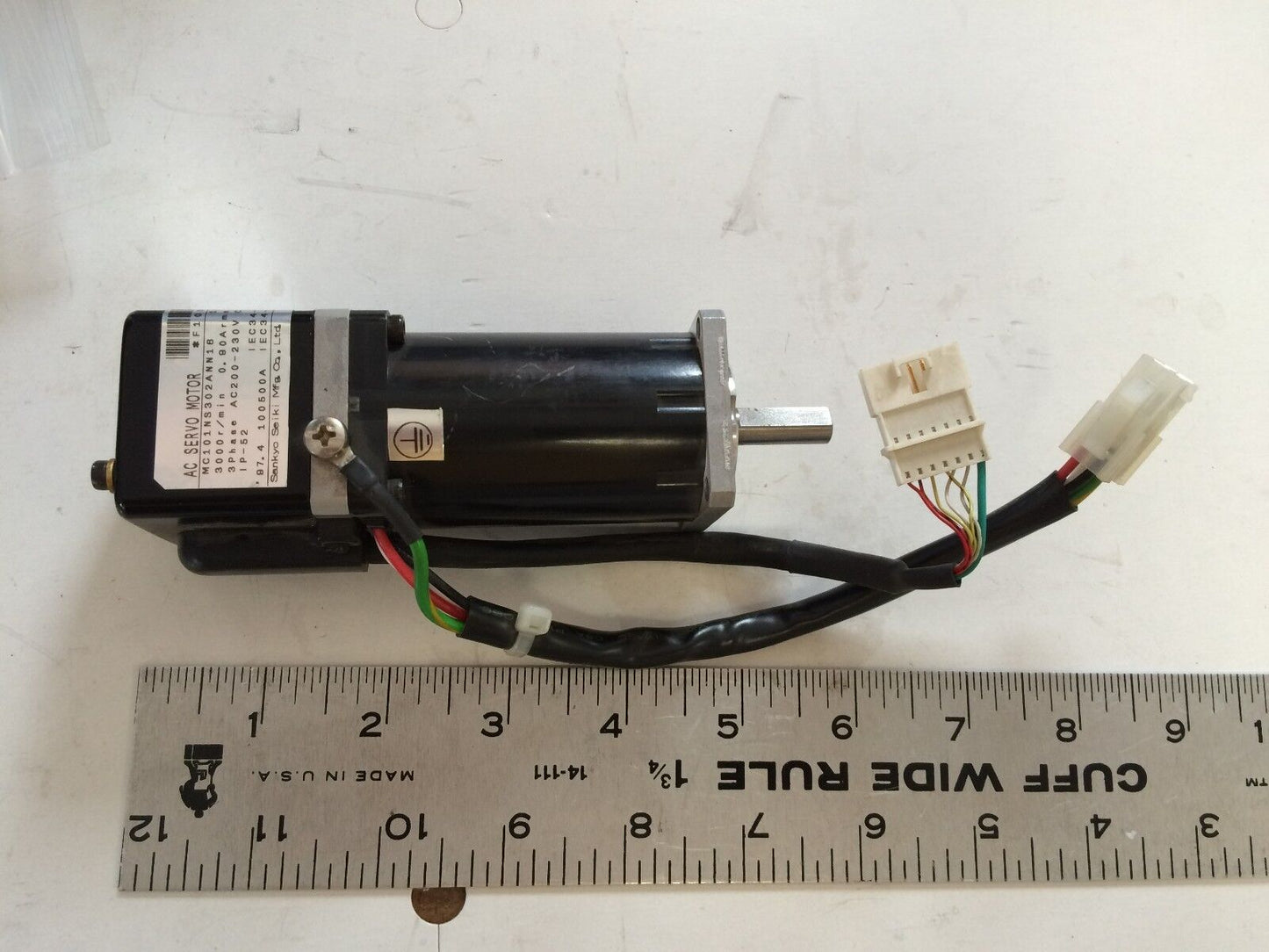 New Sankyo Seiki Mc101ns302ann1b Ac Servo Motor,3Ph,Mc101ns302ann18,3000 Rpm,Ed