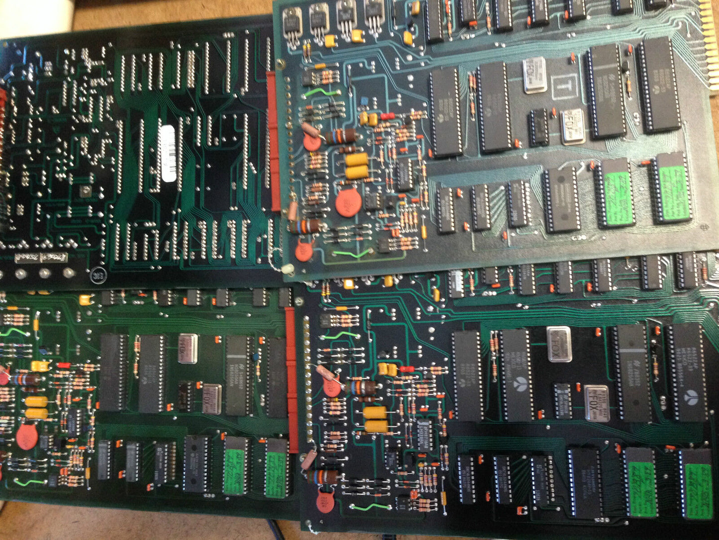 Uticor 75D08  Technology 75D08  Essm-O 0287 60B92-3  Prod. Rev. Cd.,Tn