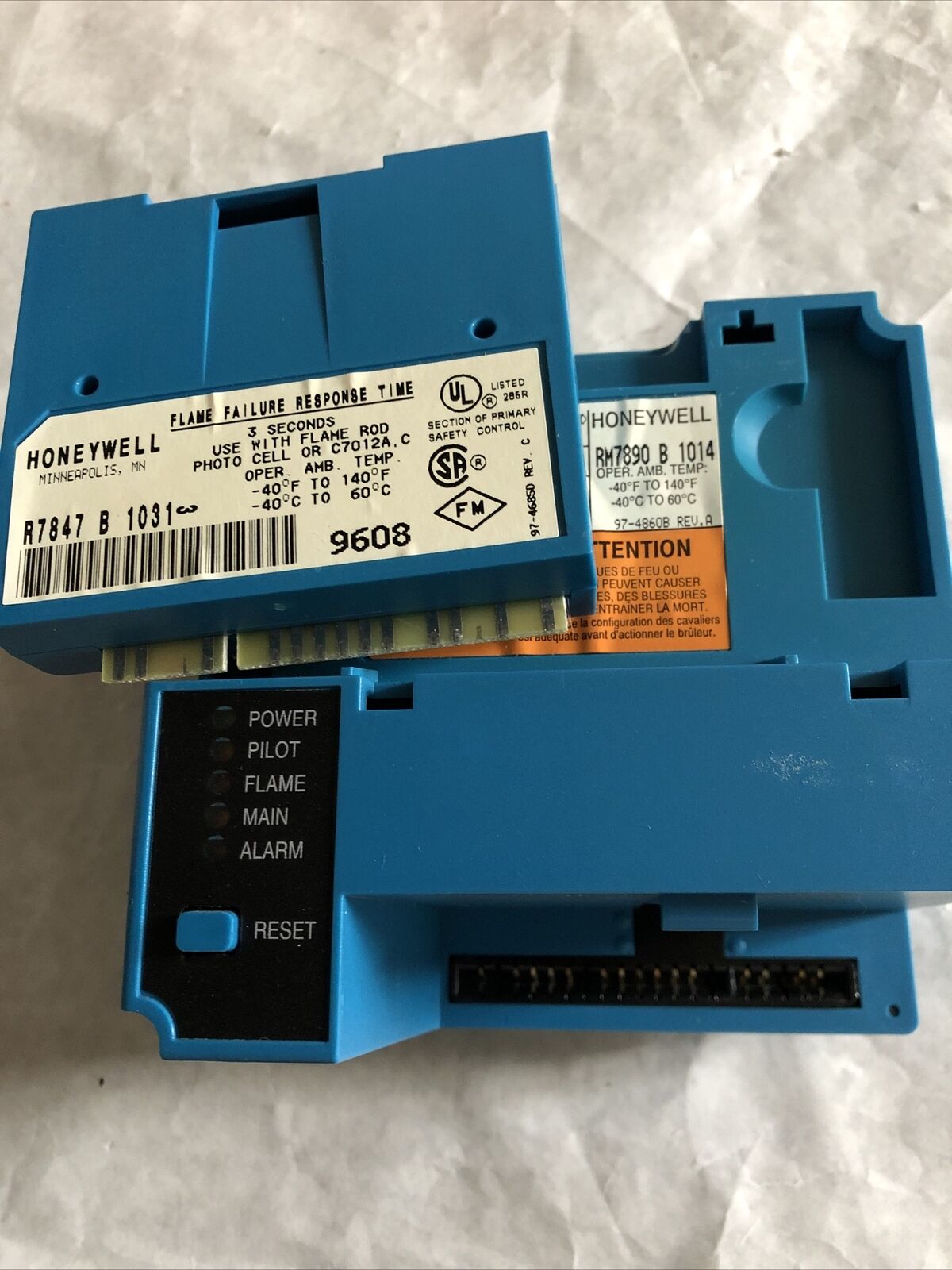 Honeywell Rm7890 B 1014,Honeywell Dynamic Self-Check Amplifier R7847c1005,Ao