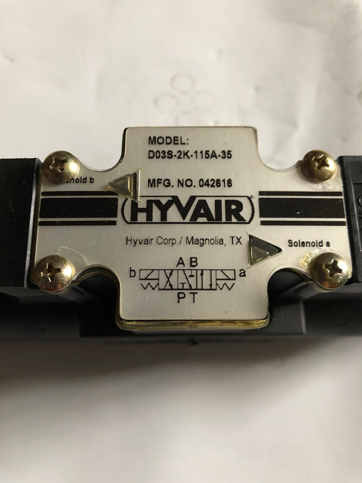 New Hyvair D03s-2K-115A-35 Hydraulic Valve D03s-2K-115A-3S Hydraulic Valve,Al