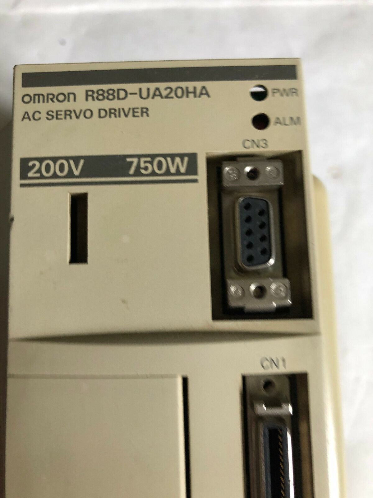 Omron R88d-Ua20ha Ac Servo Driver,Omron 200V 750W,Sa