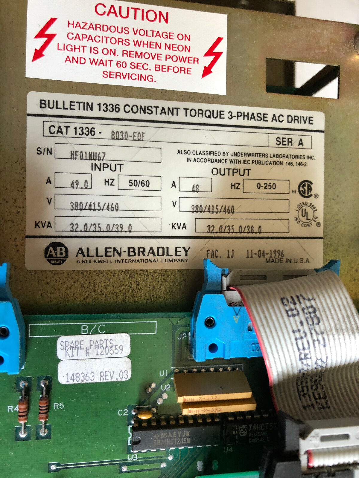 Allen Bradley 1336-B030-Eof,1336-B030-E0f 3-Phase Ac Drive,(Plastc Fan Damage,Ew
