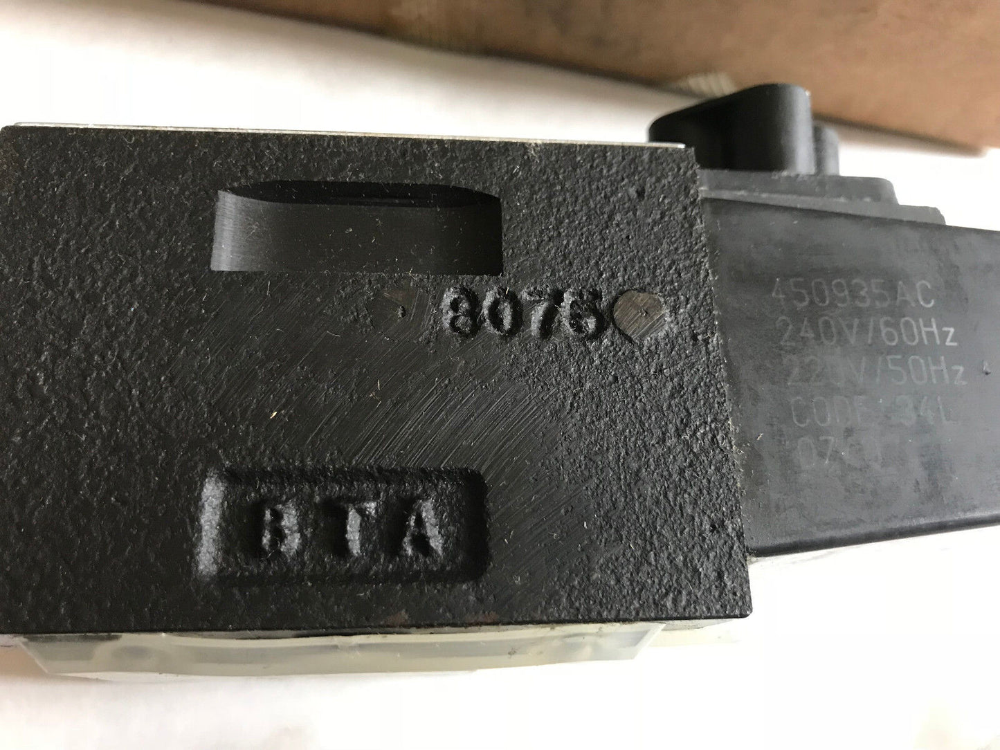 Continental 262972,Vsd03m-1A-G-34L Directional Control Valve Vsdo3m-1A-G-34L,Sa