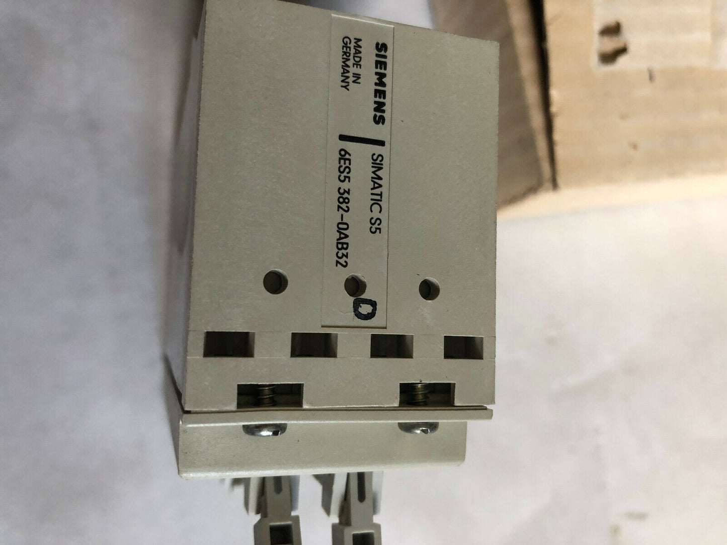 New Siemens 6Es5-382-Oab32,6Es5-382-0Ab32,S5-110A,6055095A,6065130 Module,Fl,Ag