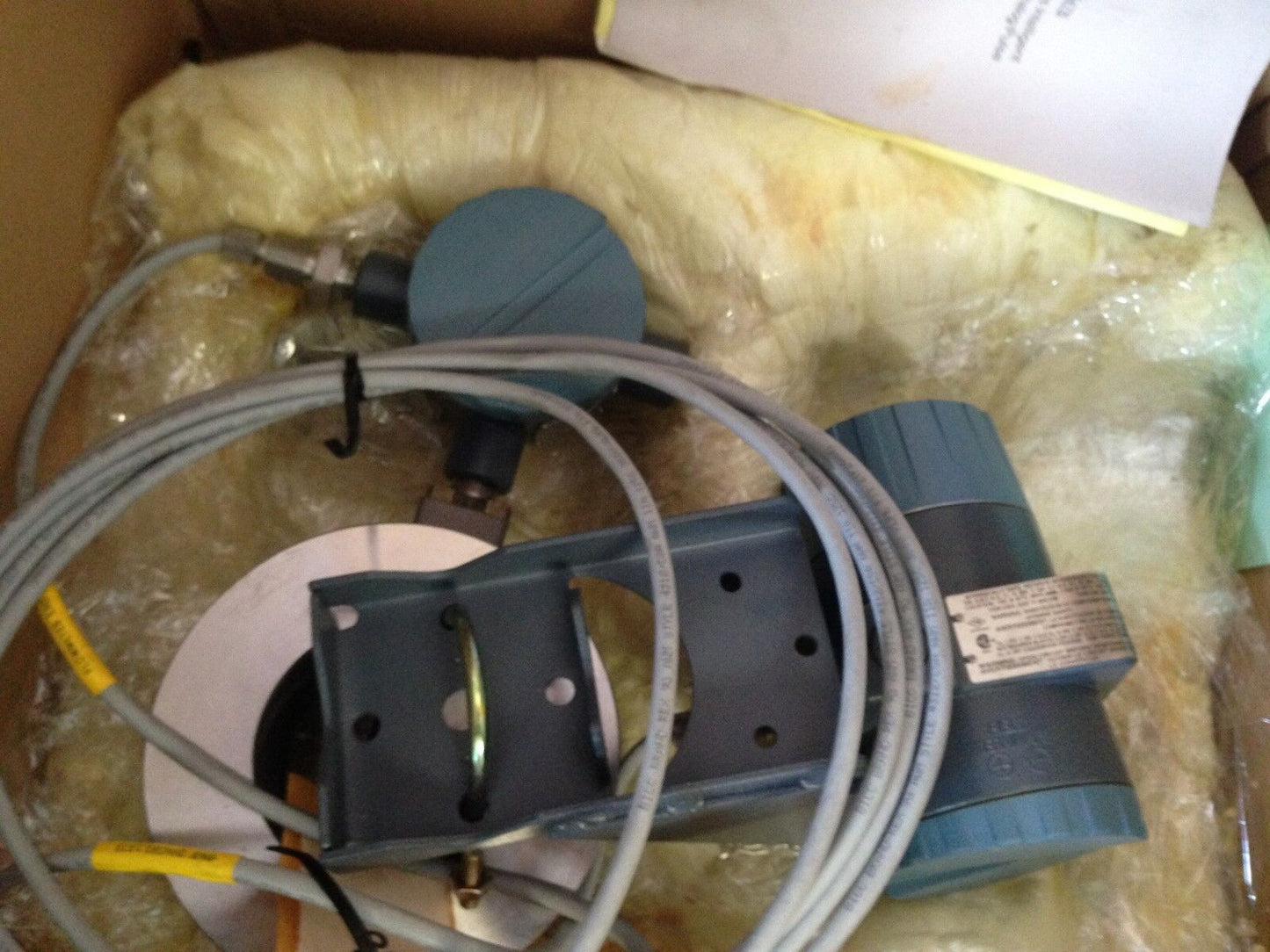 New Foxboro 83W-D04s1ssrja-B,83W-Do4s1ssrja-B,Flowmeter,Cfsm 00150975 12.5-4,Tj