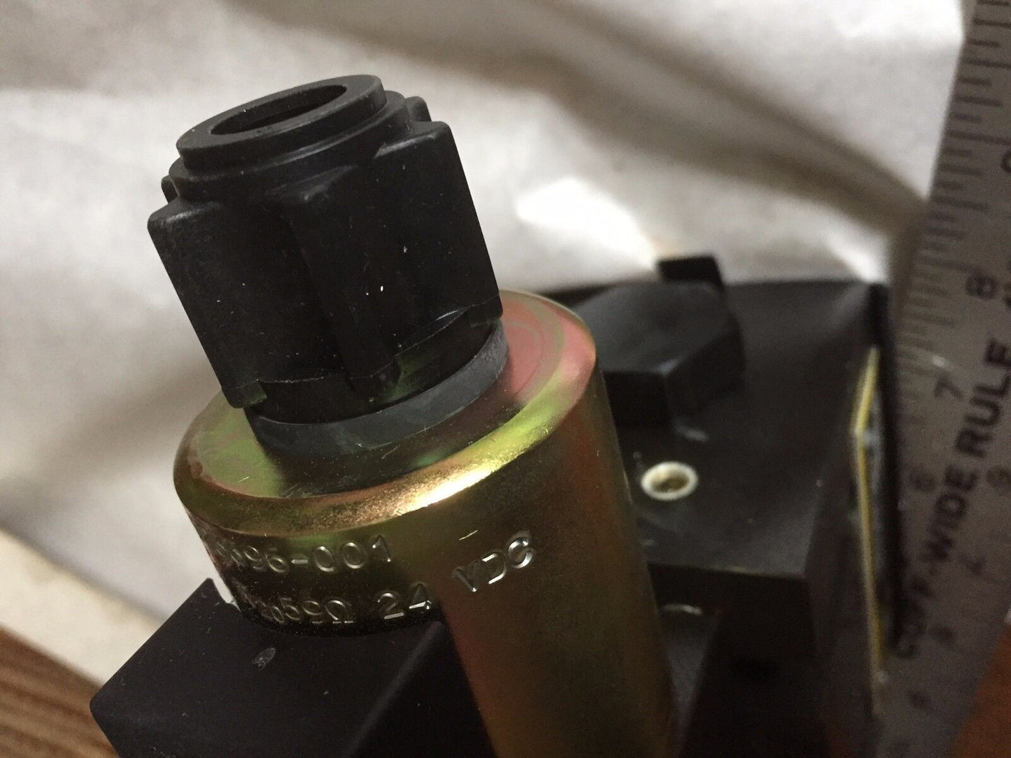 Parker D1vw4cnjwl75xb767 Complete,Parker D31dw4c4njwl75xb767 Hydraulic Valve,Ak