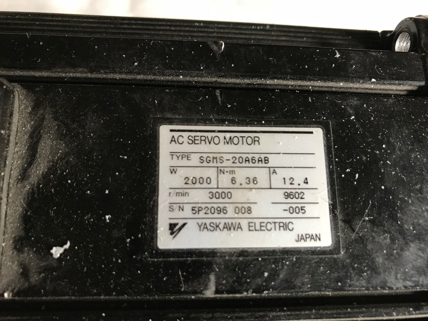 Yaskawa Sgms-20A6ab Ac Servo Motor 2000W,3000Rpm,6.36 N.M, 12.4,Bn