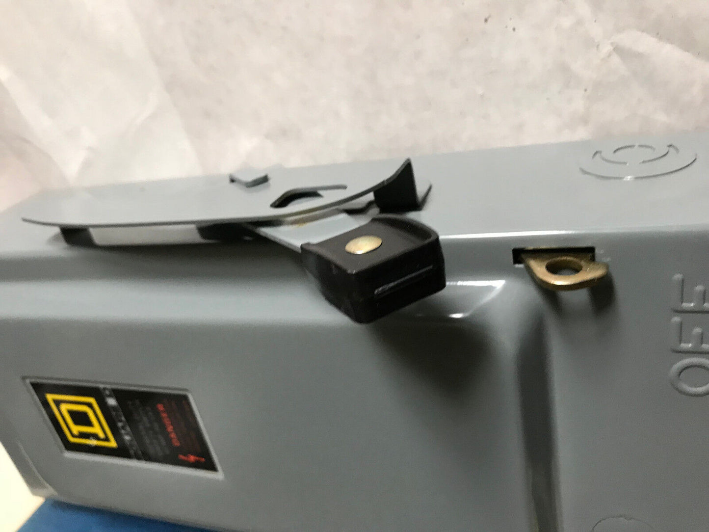 Square D K04x1992 Fusible Safety Switch 60 Amps General Duty 240V, 2Pole,1Ph,Ag