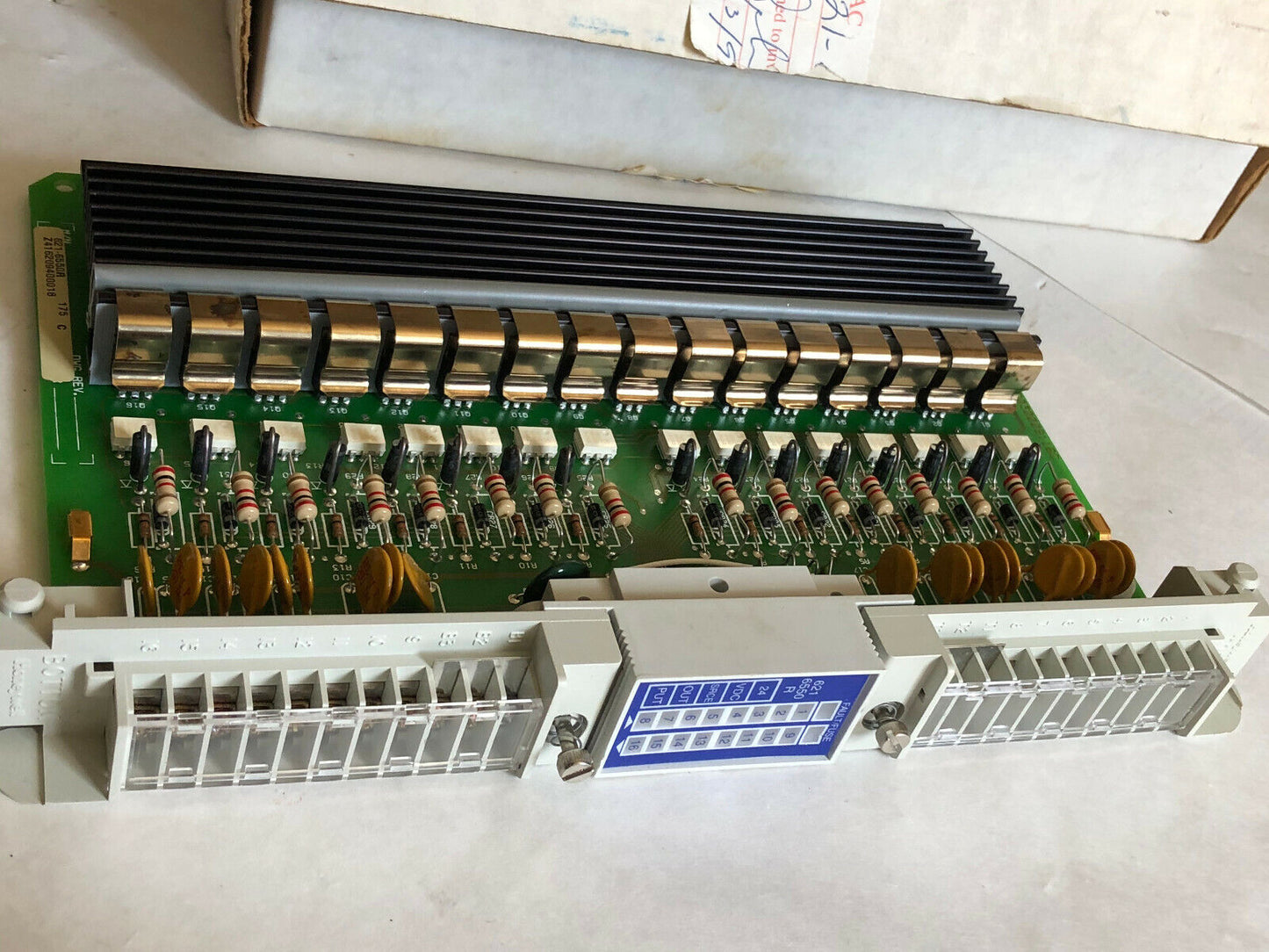 Honeywell 621-6550R,Issc Output Module,Z416209400018,24Vdc Source Output,Ck