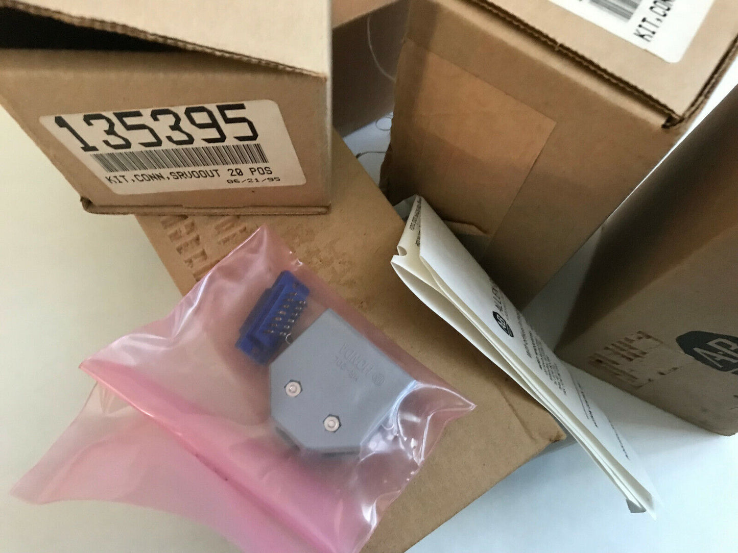 New Allen Bradley 8520-H20f,Honda Mr-20L Servo Feedback Connector Female,Sn