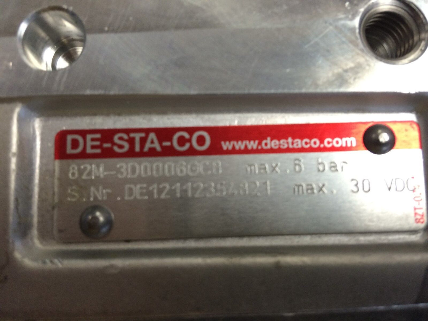 New De-Sta-Co 82M-3D0006gc8 Pneumatic Clamp 1449949,8Pw-128-1,Bm