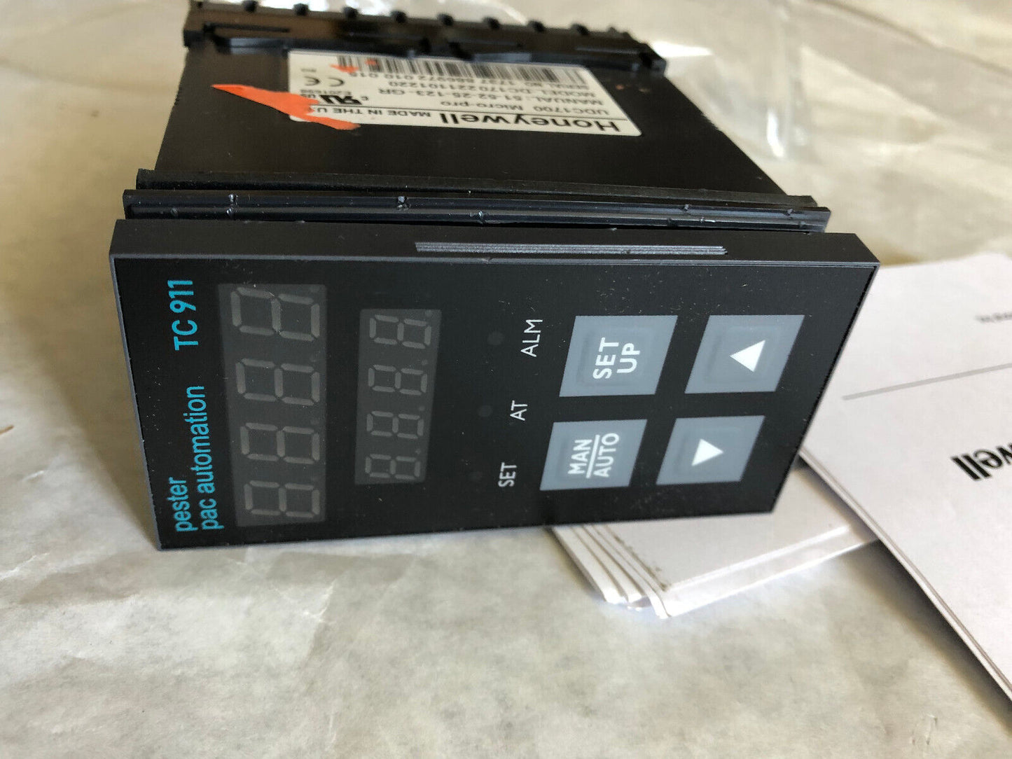 New Honeywell Dc170221101220 Micro-Pro Universal Digital Controller,Ed