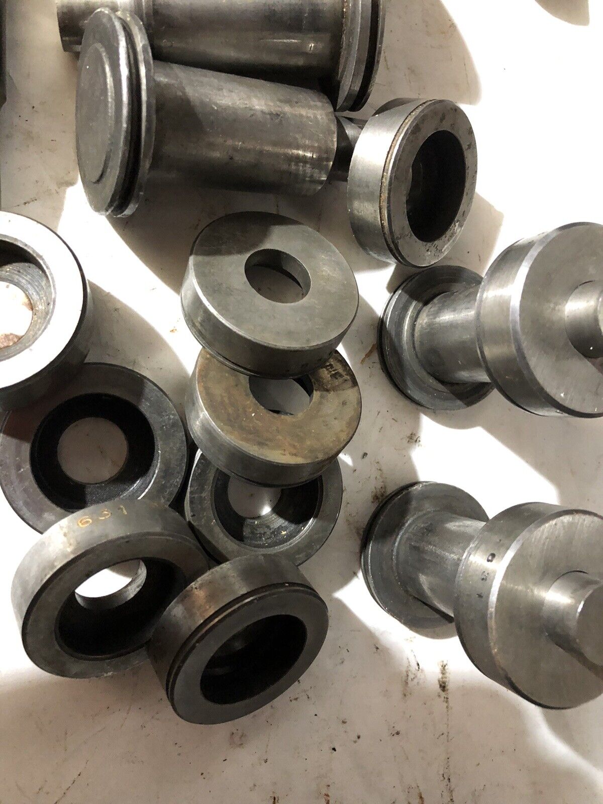 Lot 10 Sets Strippit Round Punches & Dies,625,.6250,0.6250",.631 Punch Die,To