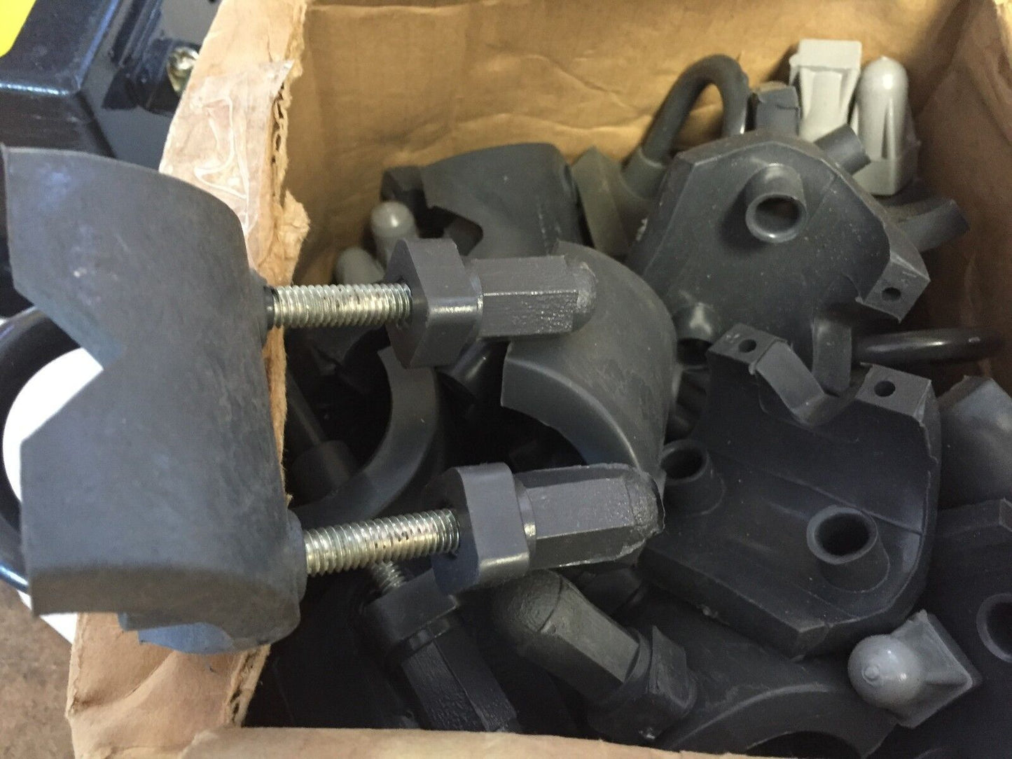New Lot Ra Beam Clamp Shra-1 W/Coated Steel U-Bolt,Ocal 1,Aa