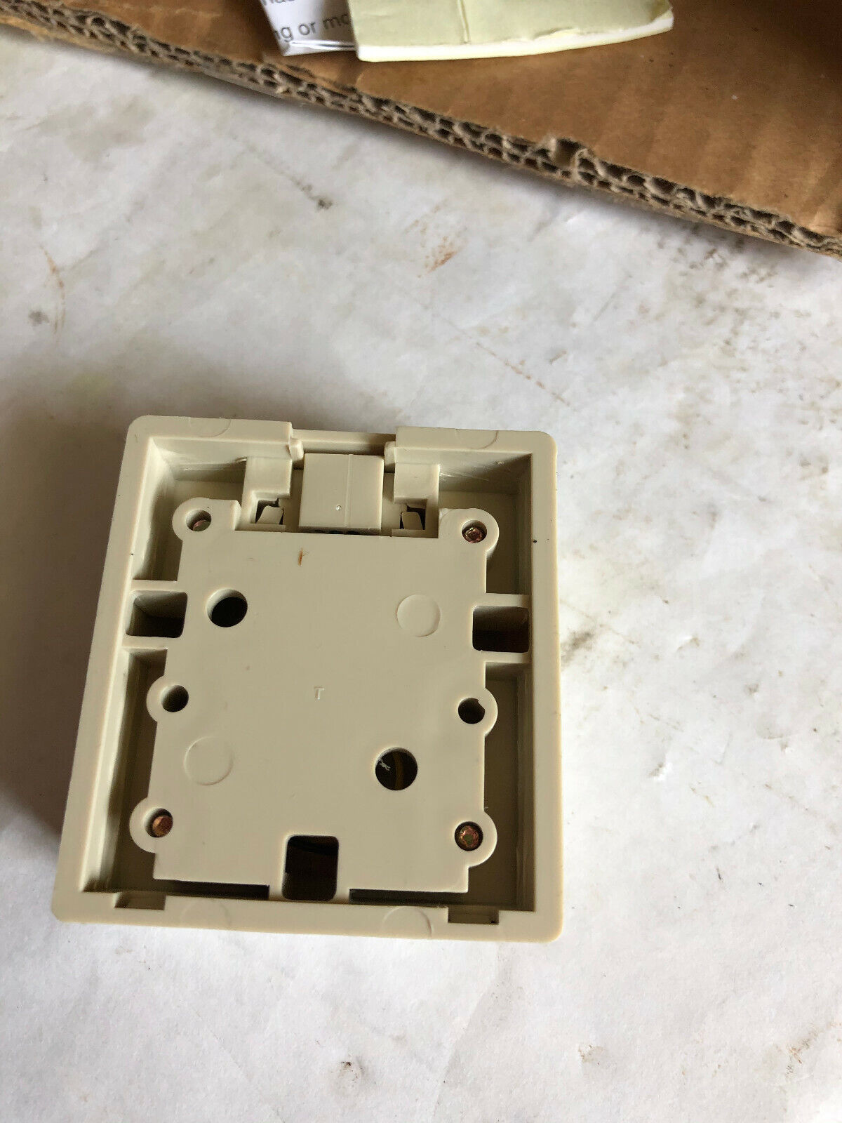 New Lot 25  Leviton 4625A-24I Conductor Modular Jack Biege 4625A-241,Hj