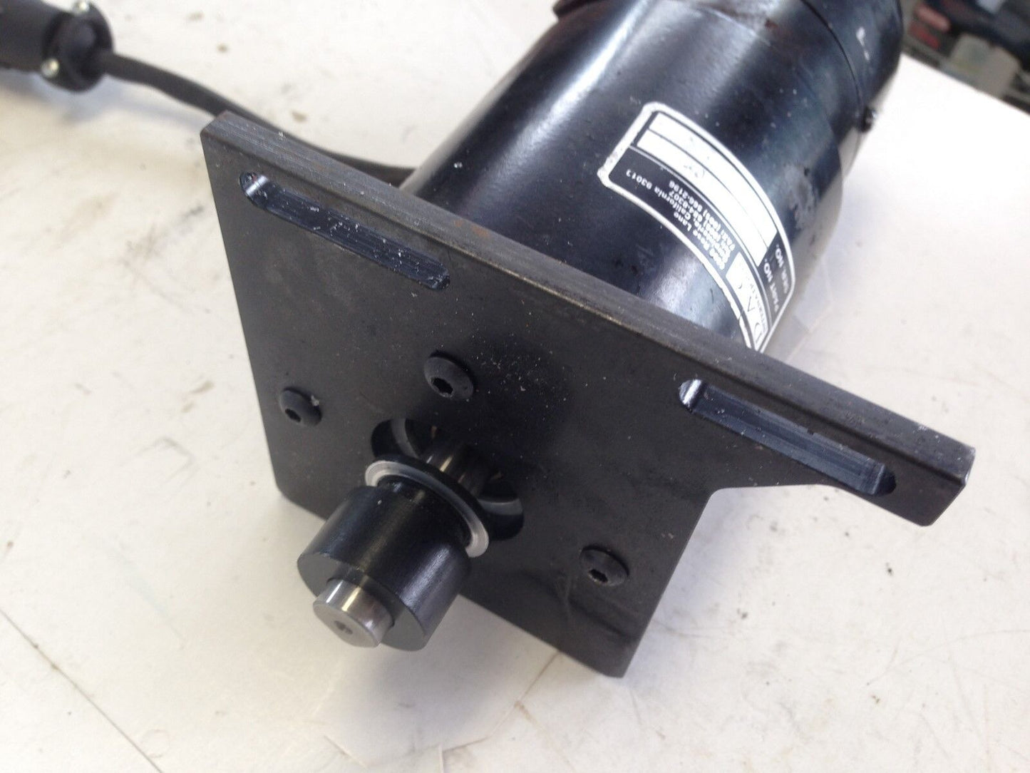 Dac 15137-02 Servo Motor, Shaft Diameter: 1/2", Shaft Length: 1-1/2",Fd