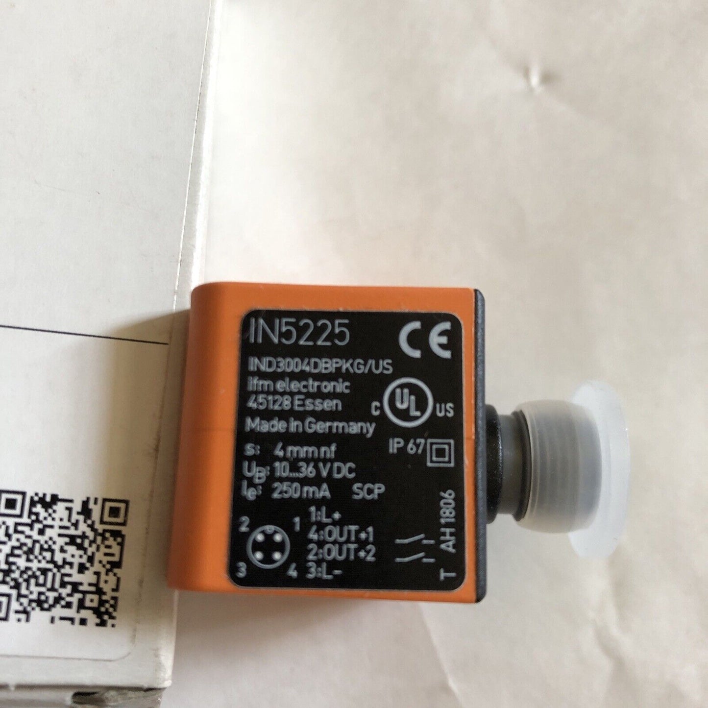 New Efector Ifm Ind3004dbpk/Us-100-Dpv,Ifm In5225 Inductive Dual Sensor,Cs