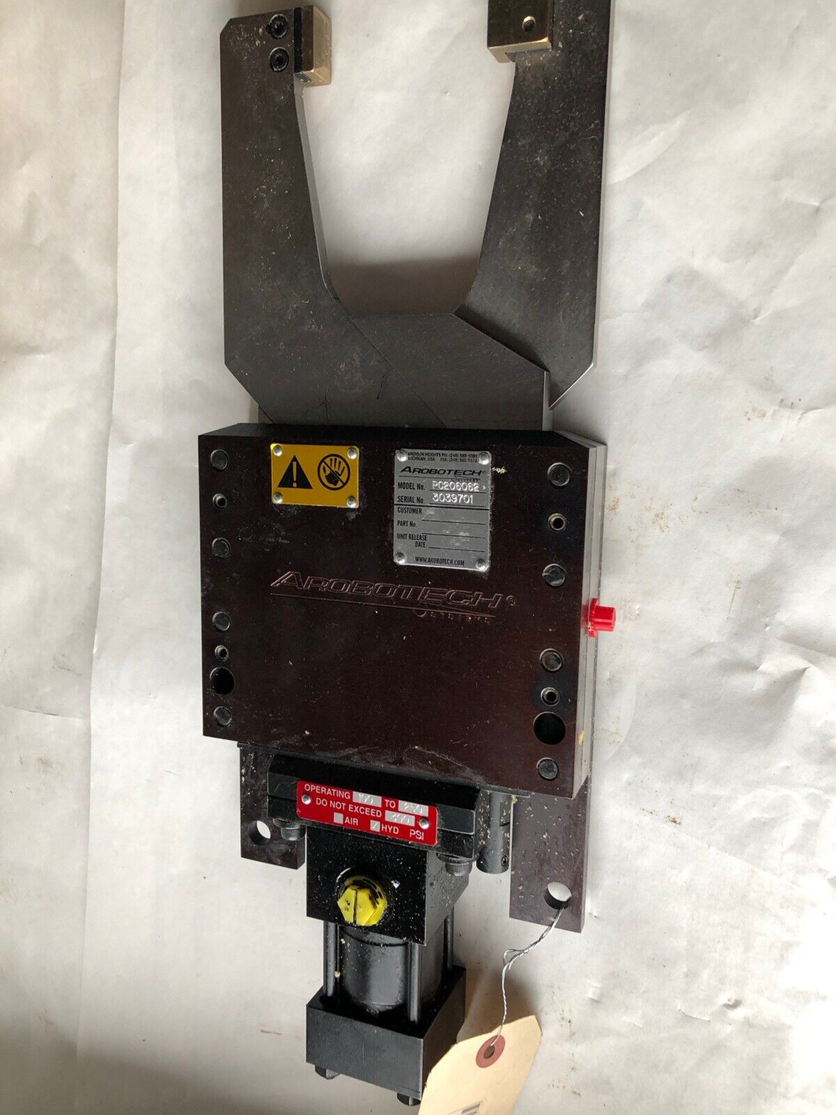 New Arobotech Pc206062 Hydraulic Parallel Gripper,100-250,Xhyd Psi,300-Psi,Fc