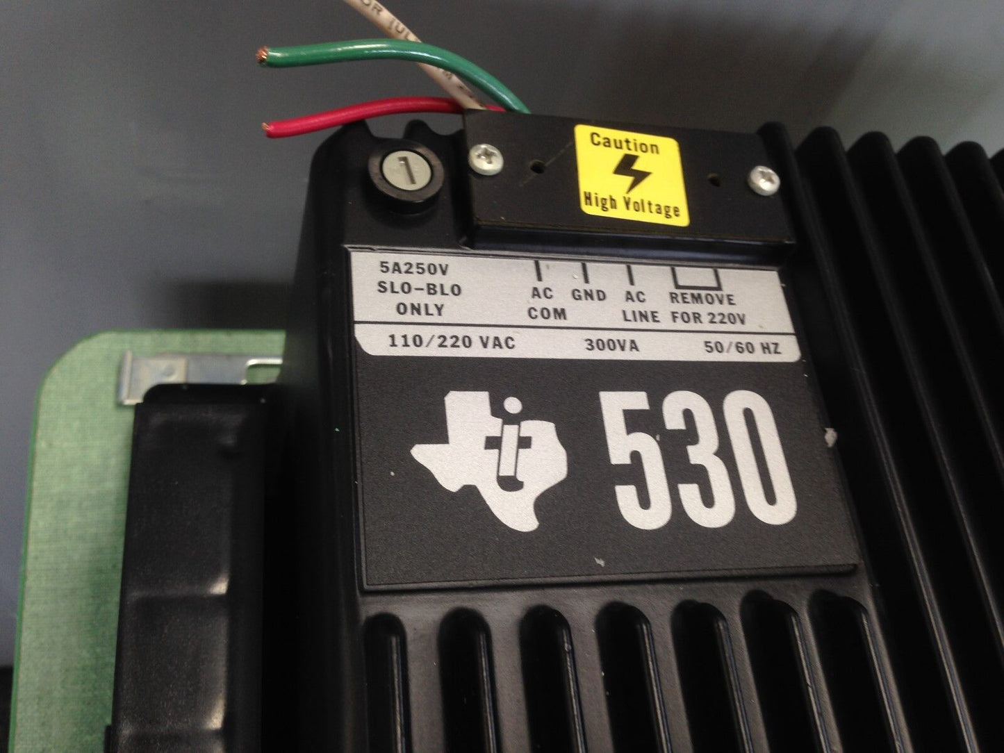 Texas Instruments 530-1102 Plc Controller Module 2Key,530, 110/220Vac, 300Va,Ss