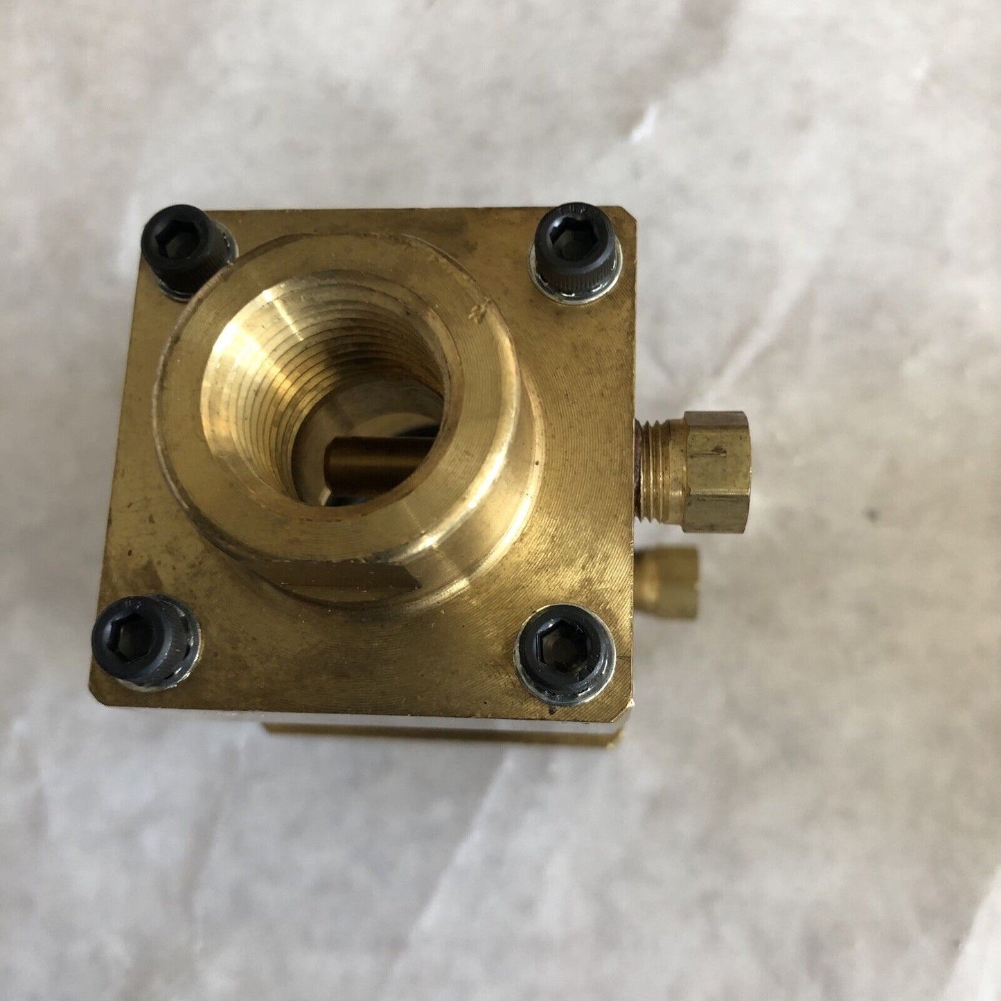 New 1/2" Npt  Lube Ldi Industries F301-04-01 Flow Sight ,Ed