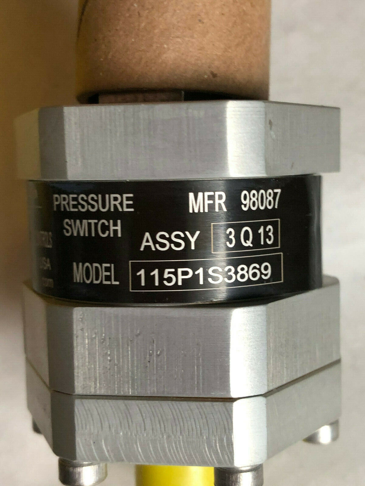 New Itt Neo-Dyn 115P1s3869 3Q13 Pressure Switch,75 Psig,Mfr 98087,1/4" Npt,Dc