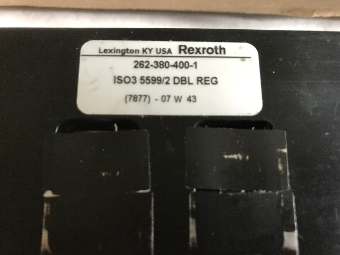New Rexroth 262-380-400-1 Pneumatic Valve Manifold Bosch,Iso3 5599/2 Dbl Reg,Ta