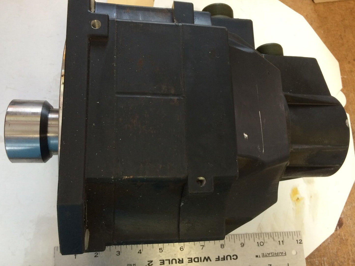 Nachi-Fujikoshi Nachi Mfa360fysbda Ac Servo Motor, 3.6 Kw, Rpm: 2000,Tb