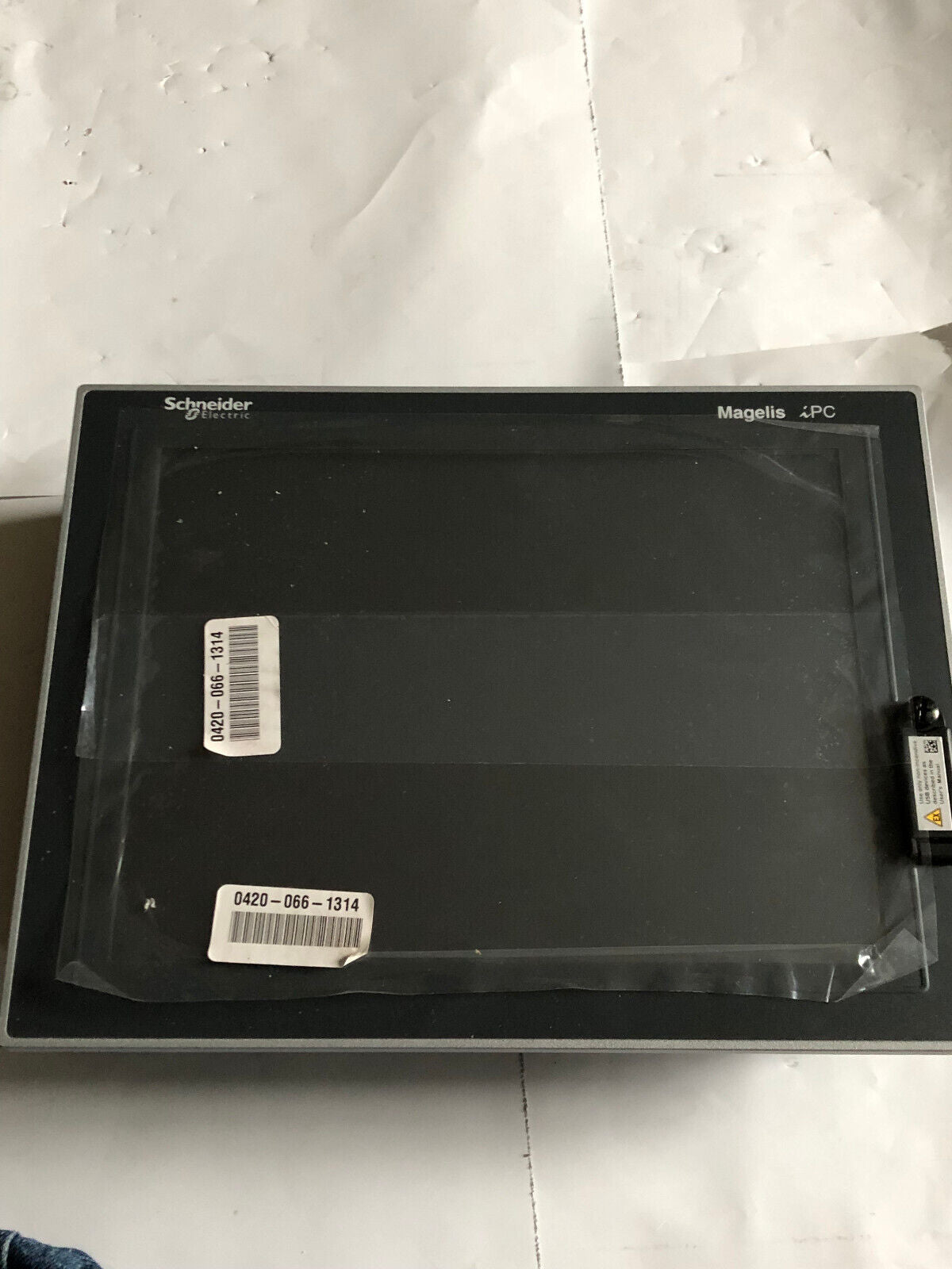 New Schneider Electric Hmipccp160da23p00n00 Magelis Panel Pc,Hmipu06d0001,Al