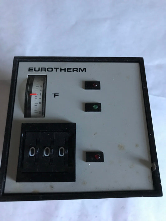 Eurotherm 918 Temperature Controller 918/Sct-Sct/J/0-599F/P1d/Ft/115V/X/1 Count
