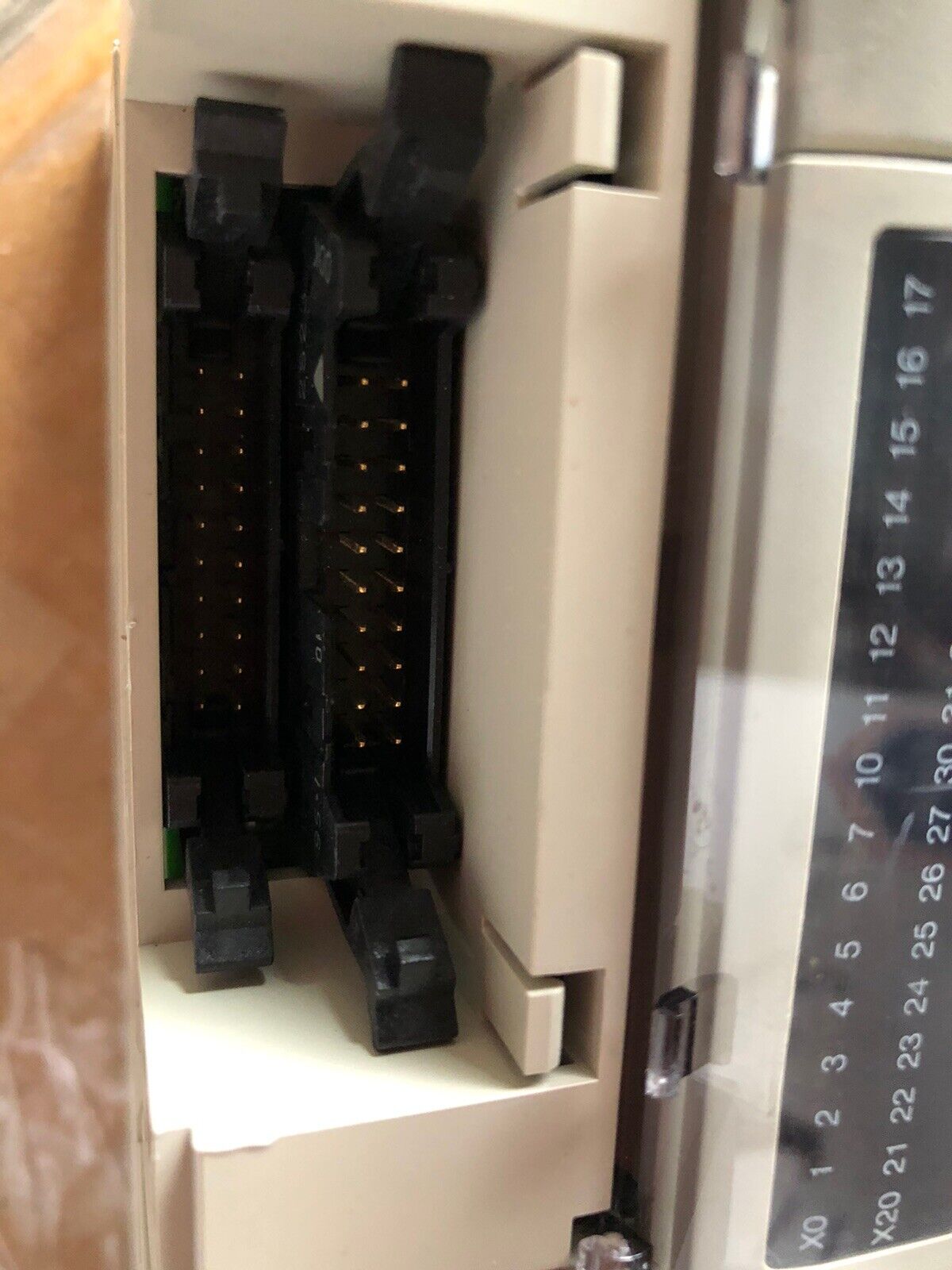 New Mitsubishi Fx-2C-64Mt-Ess/Ul,Melsec Fx-2C-64Mt-Ess Plc 100-240Vac,Ea