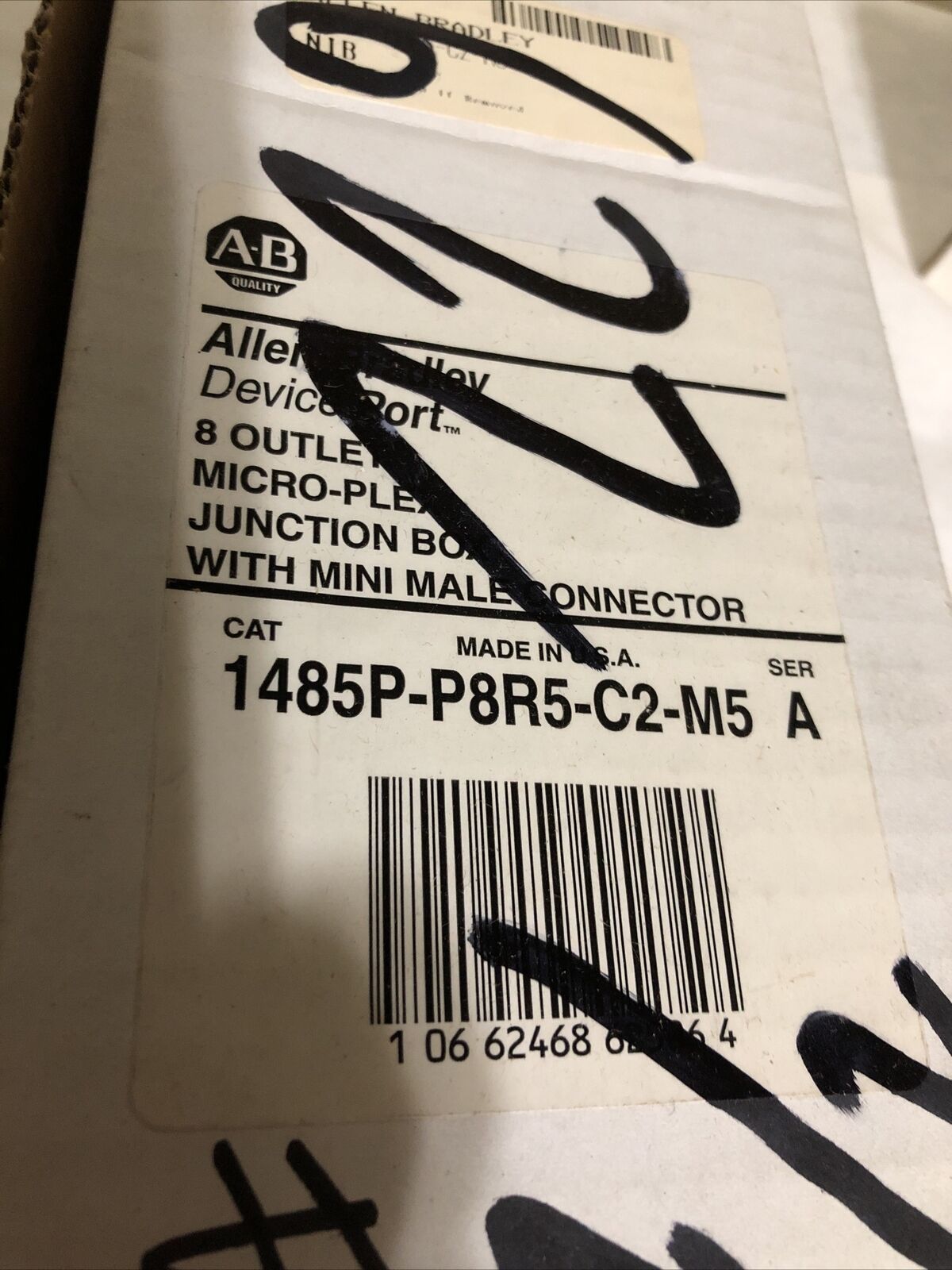 New Allen Bradley Junction Box Deviceport Mini-Plex 8 Port 1485P-P8r5-C2-M5,Fc
