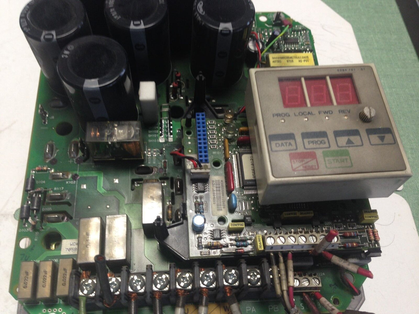 Telemecanique Atv16u72n4 Ac Drive, 5 Hp, 3-Phase, 400/460V,Wo 70586,Bk