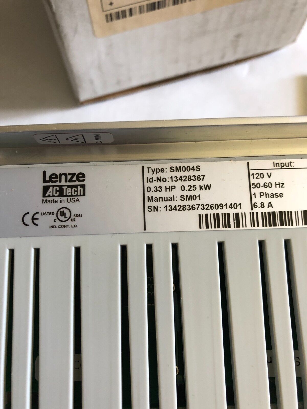 New Lenze Ac Tech Sm004s 13428367 Ac Drive. 0.33Hp 0.25Kw,Bj
