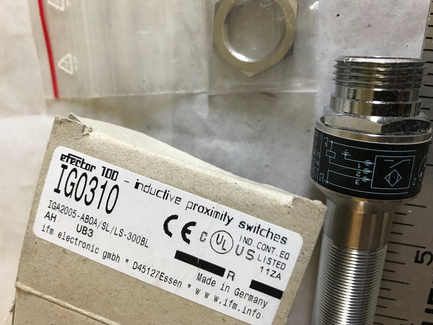 New Efector Ig0310,100 Ig0310 Inductive Proximity Sensor Iga2005-Aboa/Sl,Eq