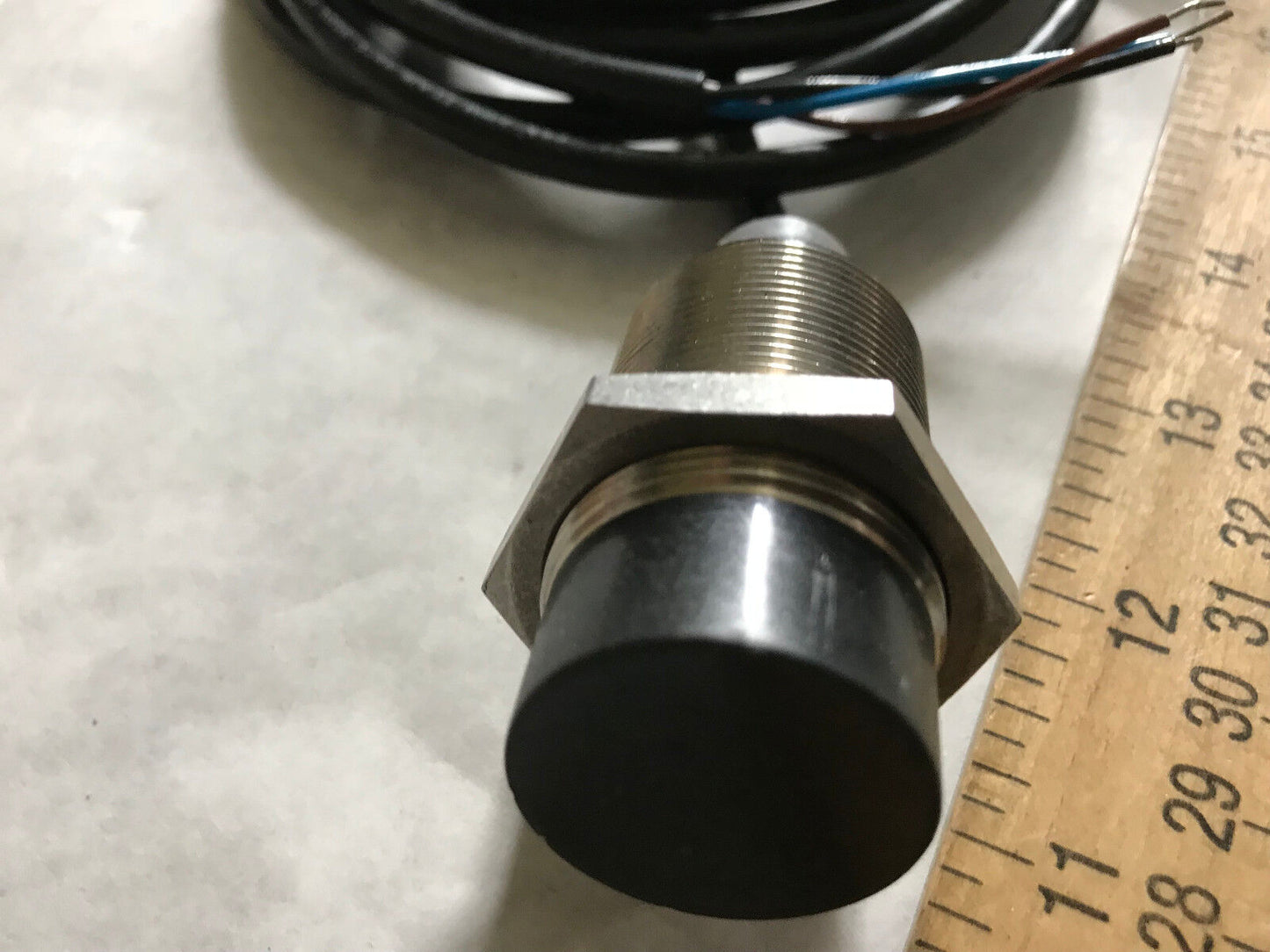 New Cutler-Hammer E57fal30t111 Eaton E57fal30t111 Proximity Sensor,Eo