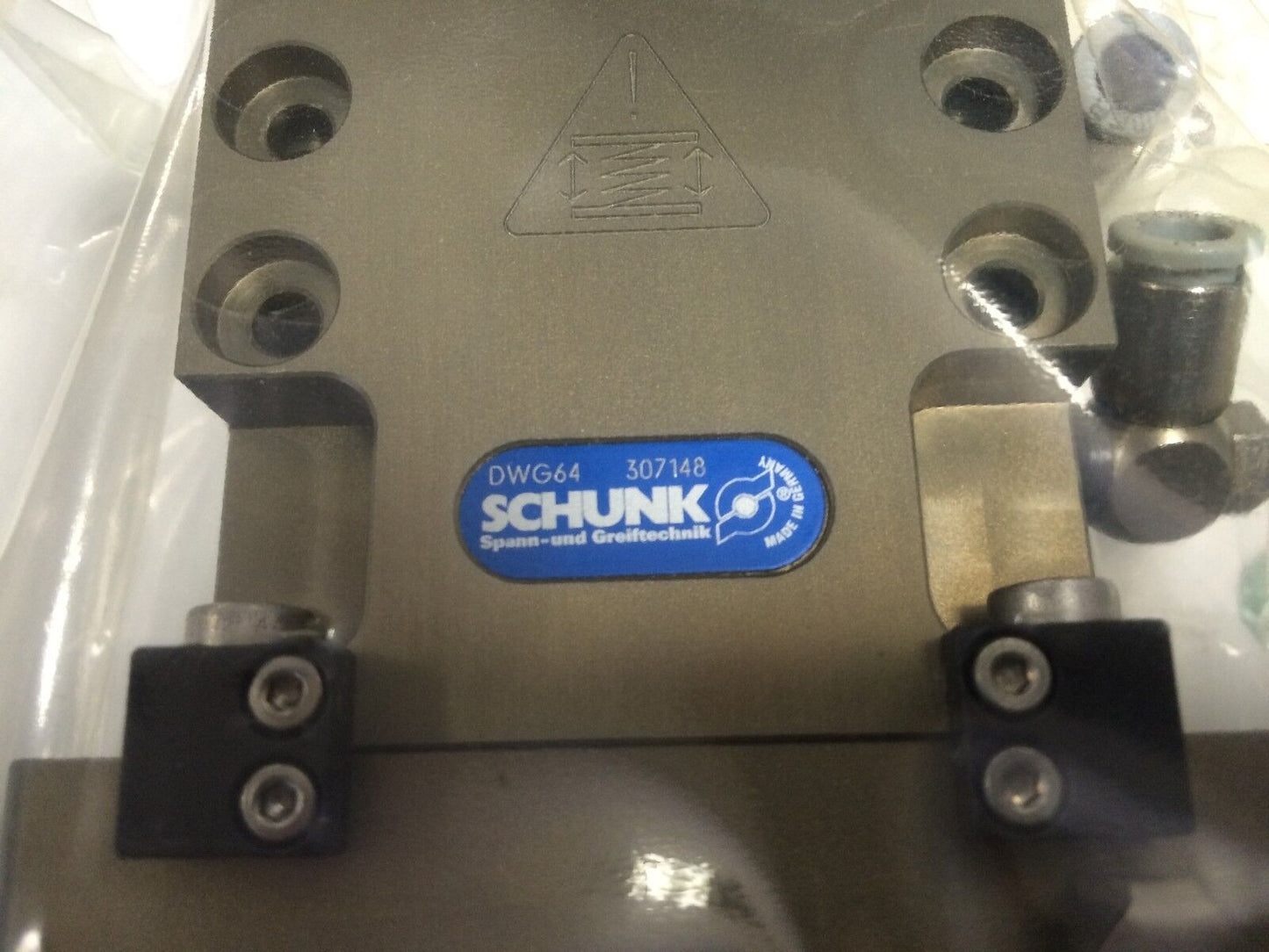 New Schunk 0307148 Dwg 64 Two-Finger Parallel Pneumatic Gripper Dwg64 307148,Ak