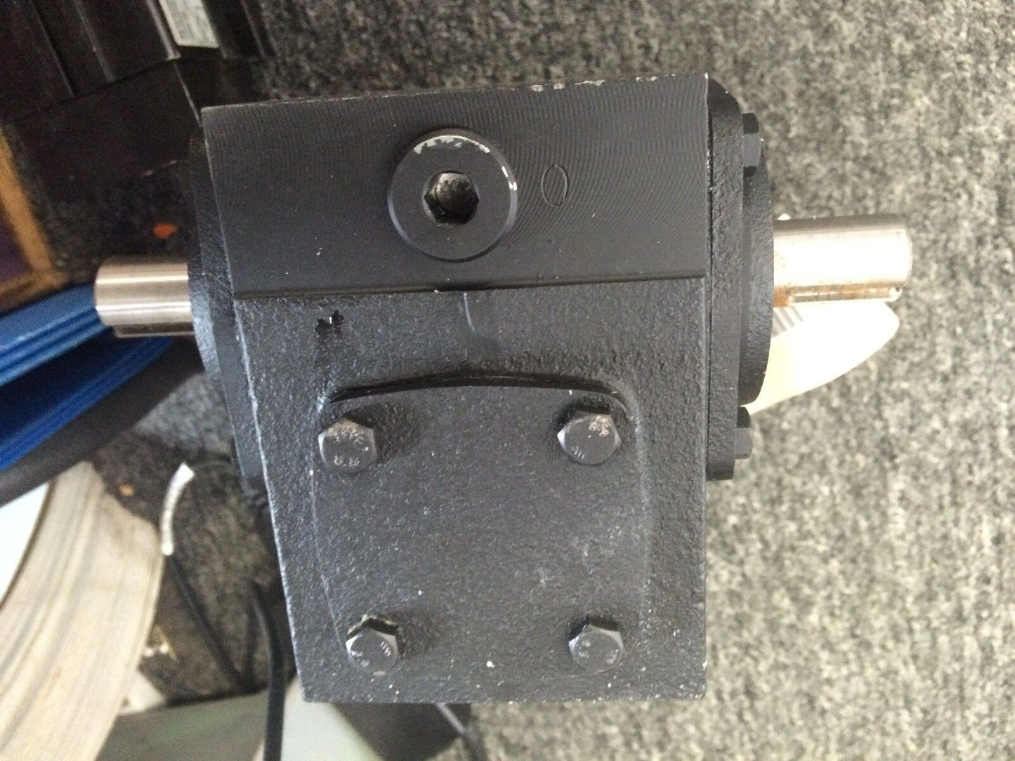 New Conedrive Rg15110.Lspe03fkpph Gear Reducer,Ratio: 10:1,Agma 7S,Gearing,Aj