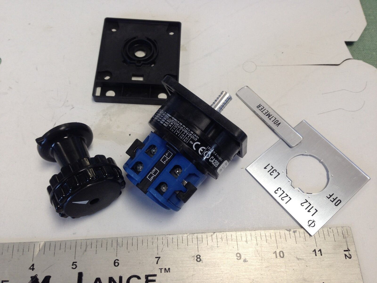 New Kraus & Naimer Ca20b-A004-621 Kn1 Rotary Switch Ca20b,A004, L26900/001,Bk,Eb